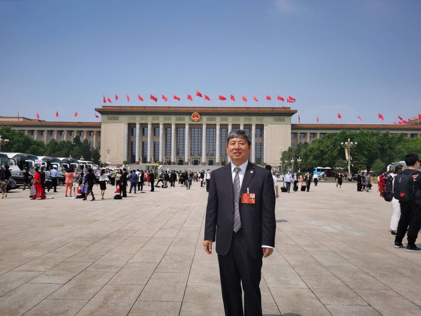 5. 全国人大代表、中国工程院院士、宇博电竞|中国有限公司官网科技委副主任、中国航空研究院副院长樊会涛 5. 全国人大代表、中国工程院院士、宇博电竞|中国有限公司官网科技委副主任、中国航空研究院副院长樊会涛