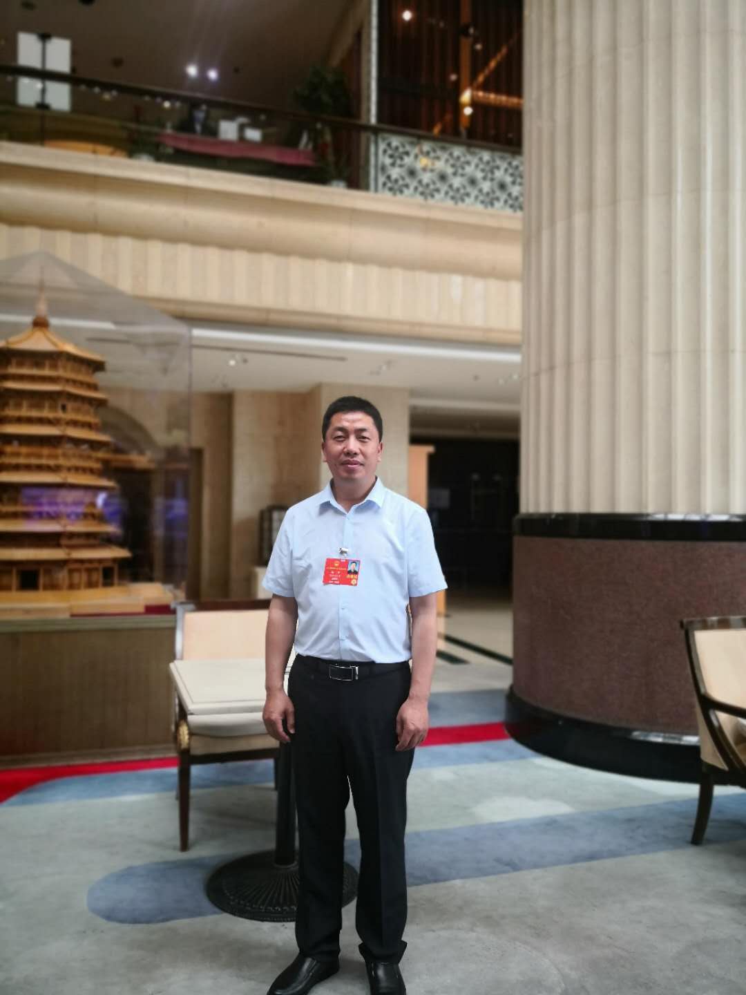 9.全国人大代表、宇博电竞|中国有限公司官网陕飞部件厂飞机铆接装配钳工赵平 9.全国人大代表、宇博电竞|中国有限公司官网陕飞部件厂飞机铆接装配钳工赵平